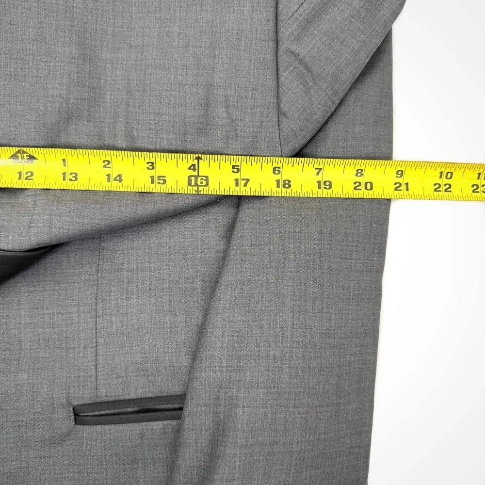 Brunello Cucinelli Silk & Wool Shawl Collar Formal Jacket | 38 - Picture 13 of 15